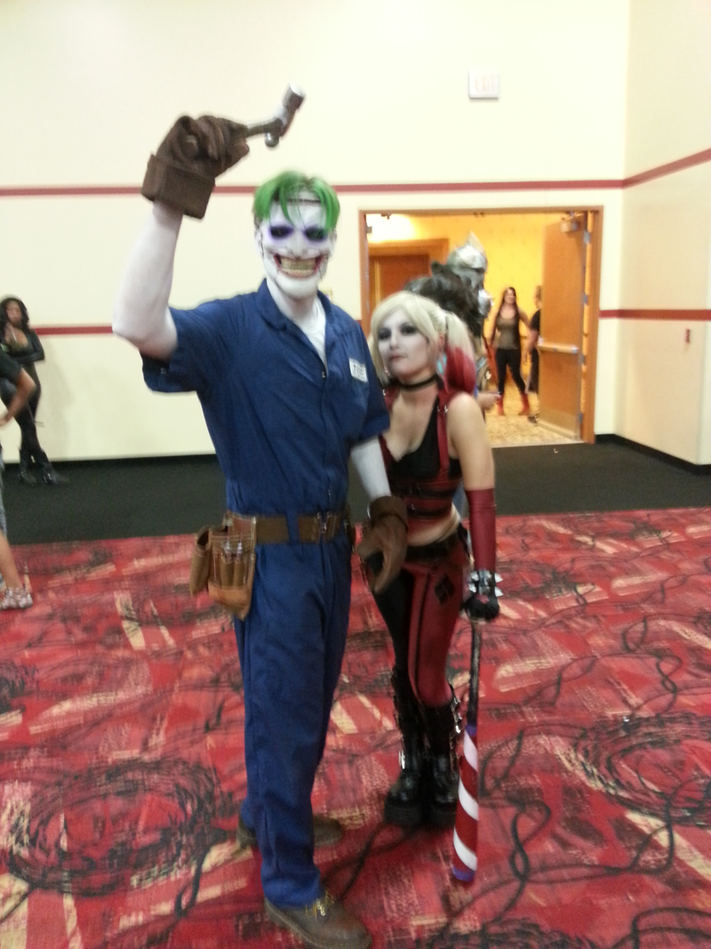 Illustration for article titled Amazing Las Vegas Comic Con Pictures!